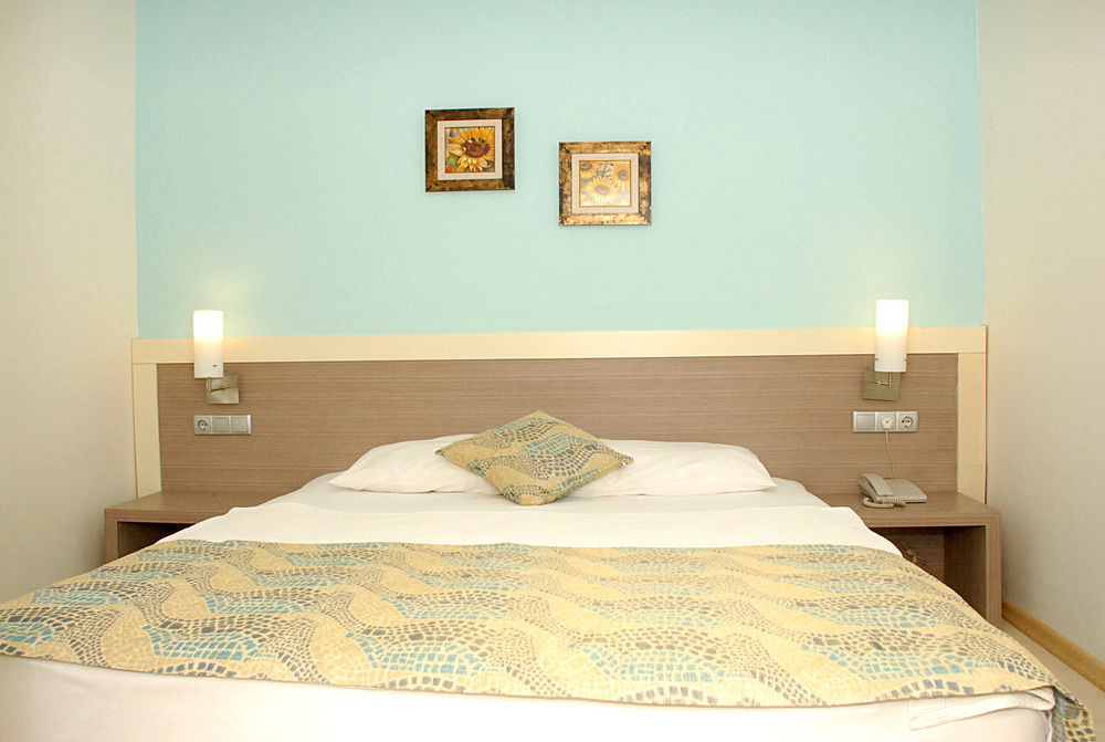 Costa Queen Suites Гюмбет Екстер'єр фото