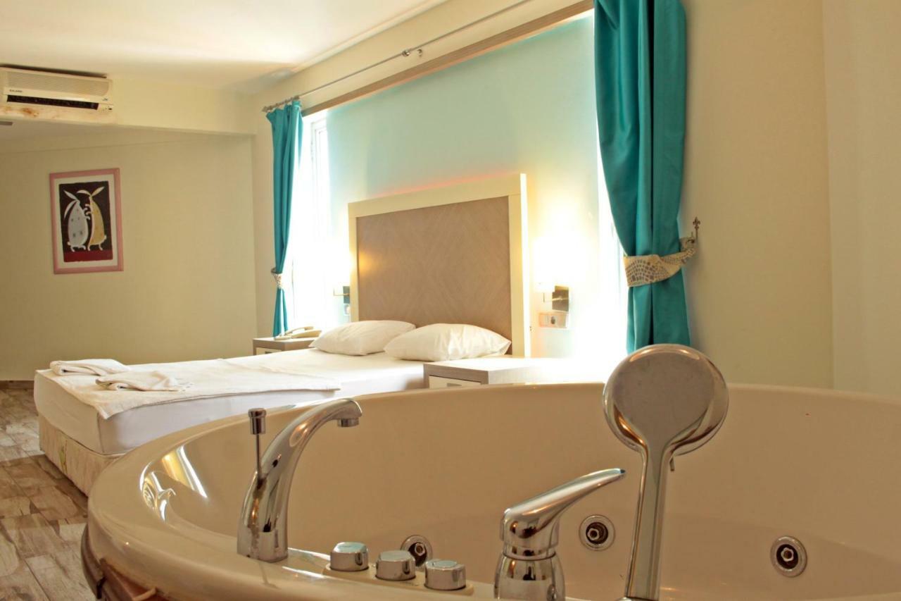 Costa Queen Suites Гюмбет Екстер'єр фото